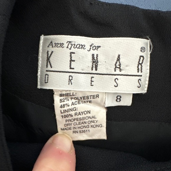 Elegant Black Dress - Picture 5 of 8